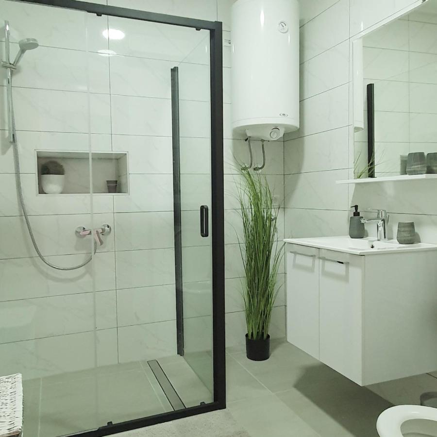 Afrodita Apartment Rednek Kültér fotó